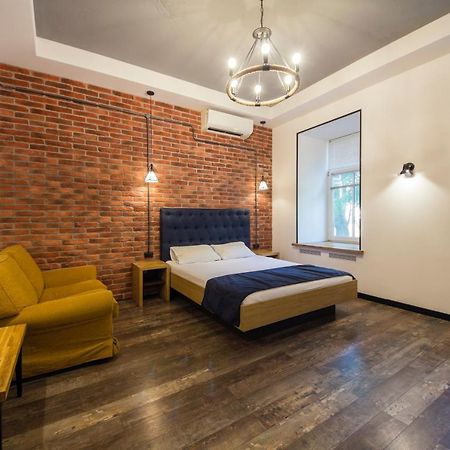 Loft Design Apartments On Desyatynnyi Ln, 7 キエフ エクステリア 写真