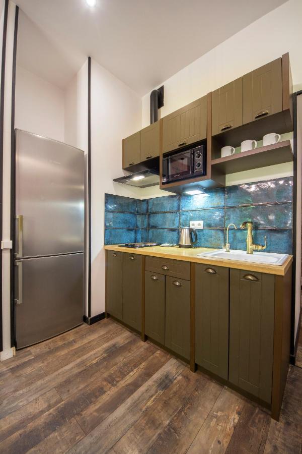 Loft Design Apartments On Desyatynnyi Ln, 7 キエフ エクステリア 写真